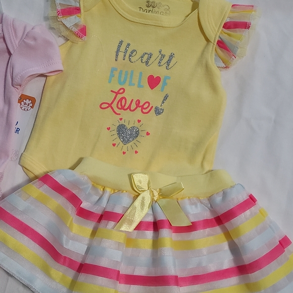 New 2 Outfit Girl's 0-3 Month Bundle - Picture 3 of 3